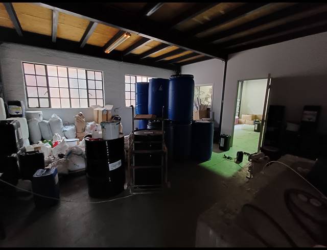 225M² MINI FACTORY TO LET IN KYA SANDS